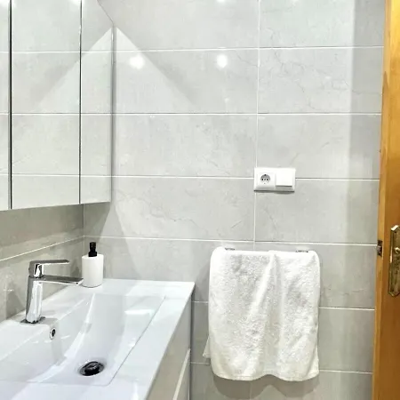 Calu Homes Apartment *