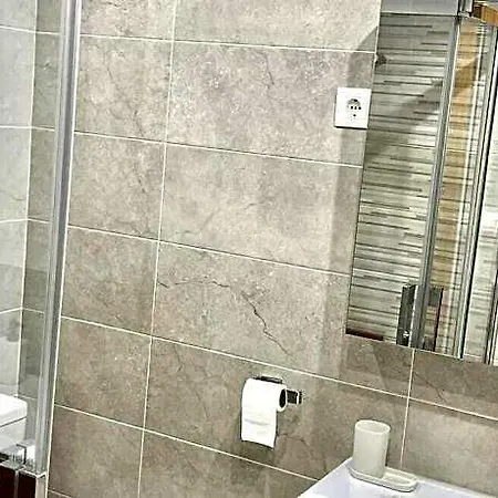 Calu Homes Lejlighed